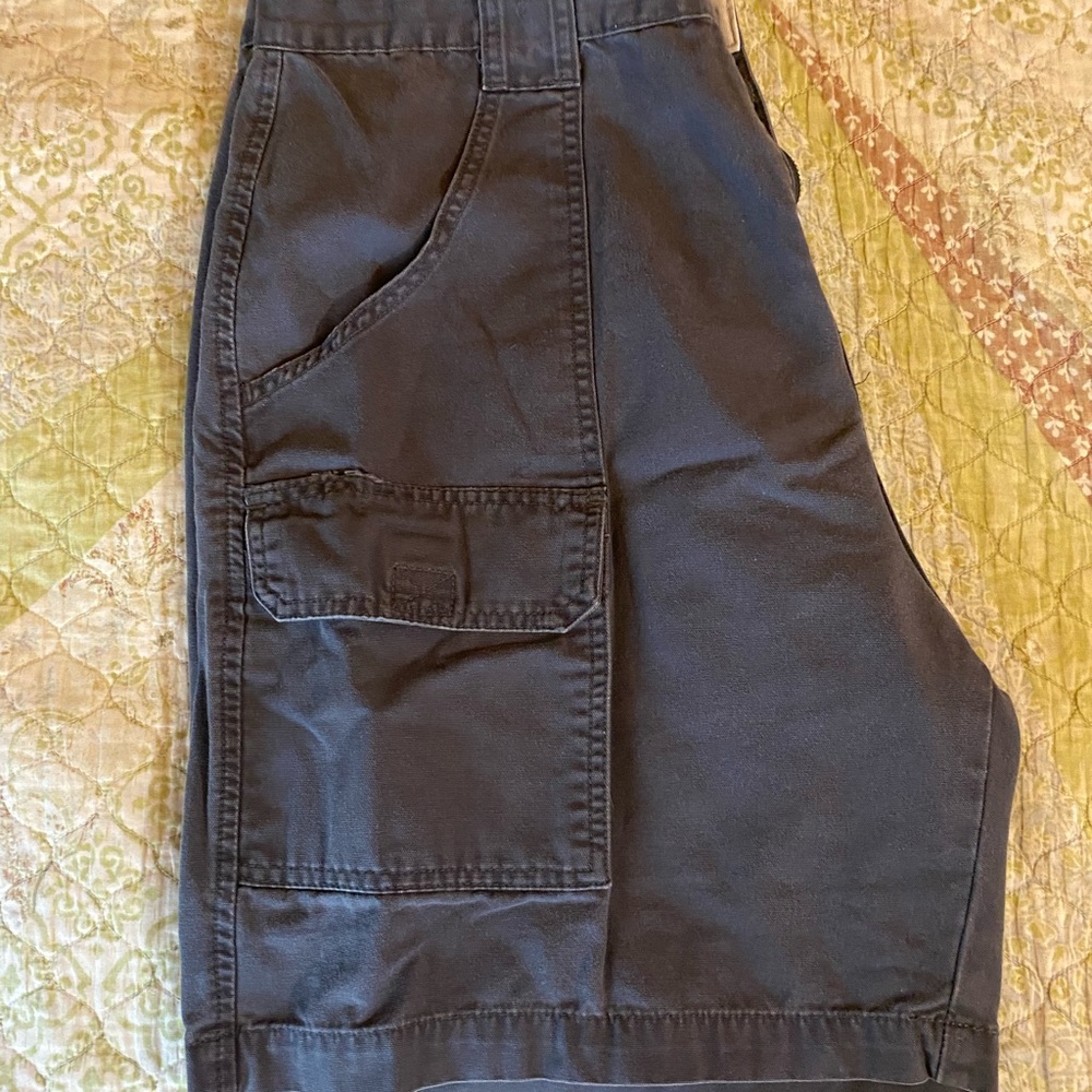 Cargo shorts - Picture 5 of 6